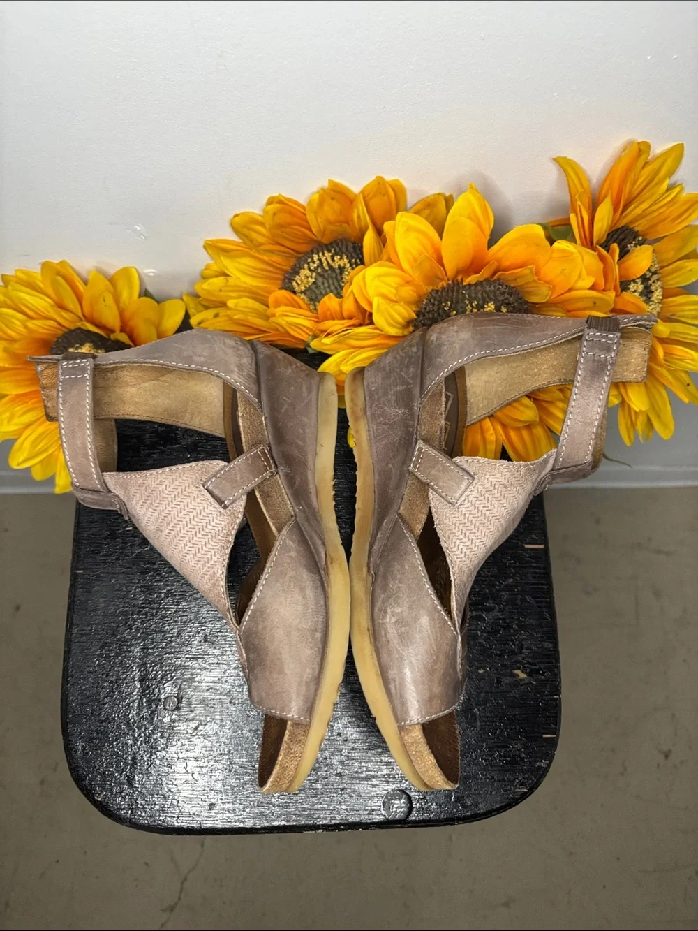 Miz Mooz Maisie Wedge Sandals in Mauve Size 38